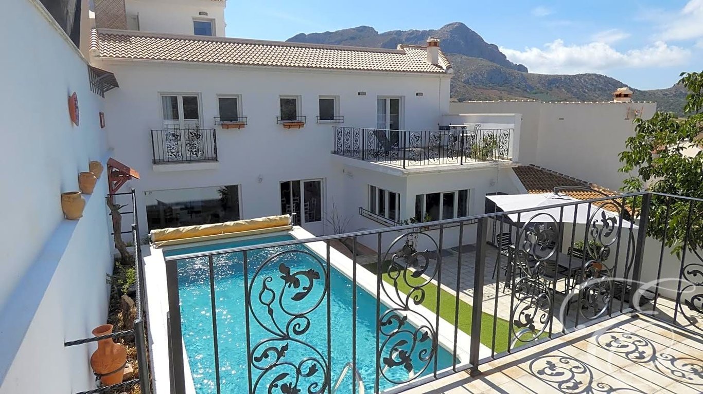 Villa in Malaga - Image 3