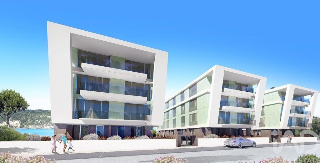 Apartment in Sao Martinho do Porto - Image 2