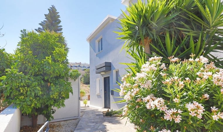 House in Pegeia - view 1