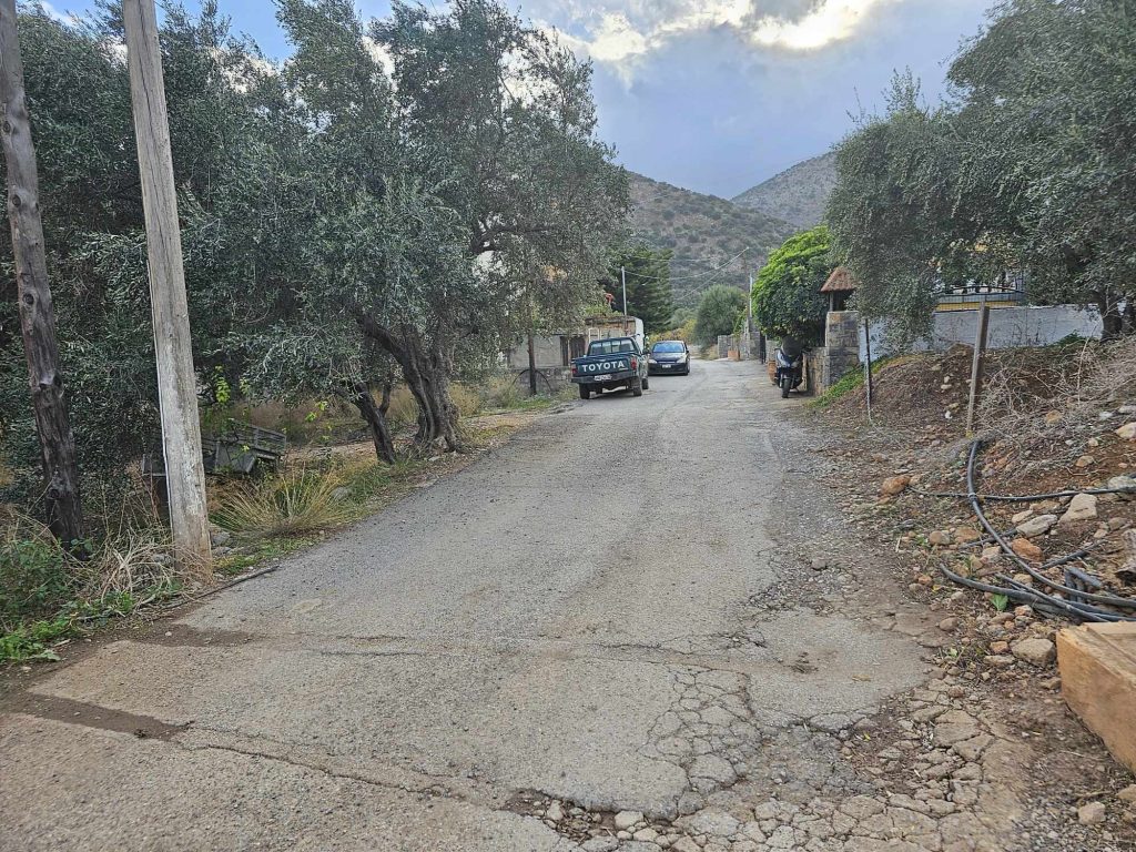 House in Flamouriana - Image 3