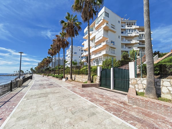 Apartment in Marbella - view 1