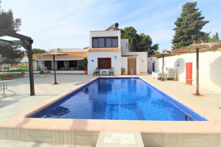Villa in Cabo Roig - Image 3