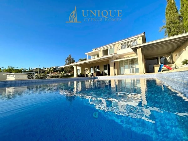 House in Tala - view 1