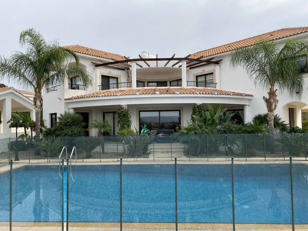 Villa in Kouklia - view 1
