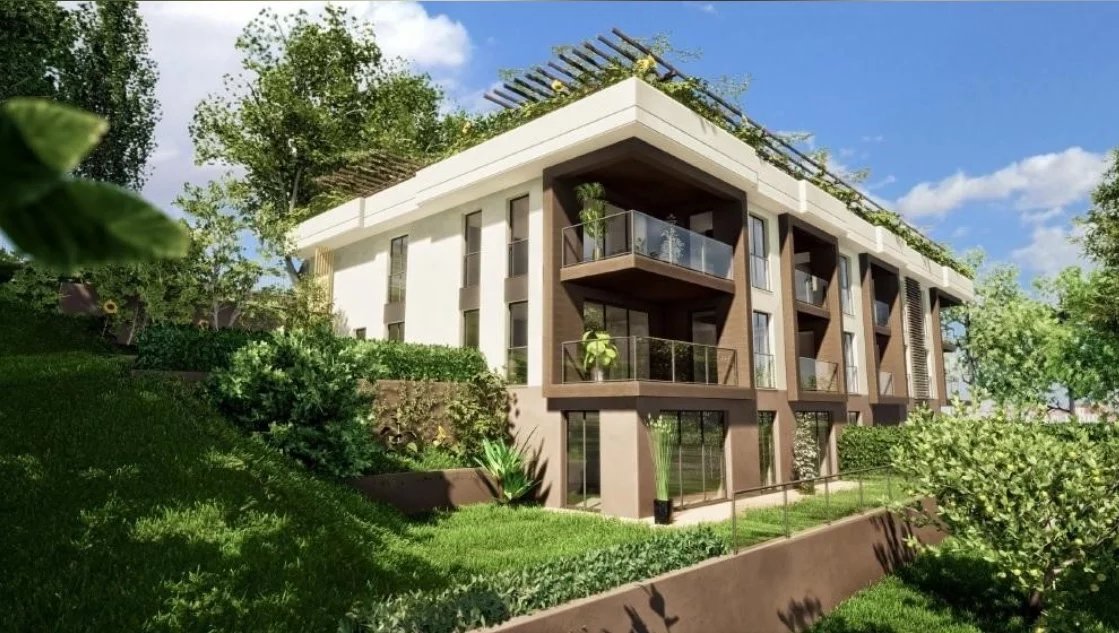 Apartment in Antibes - Image 3