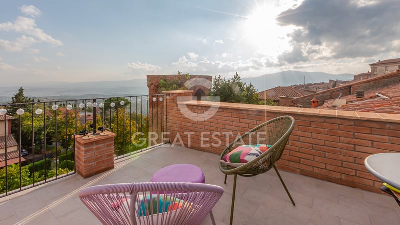 House in Citta della Pieve - view 1