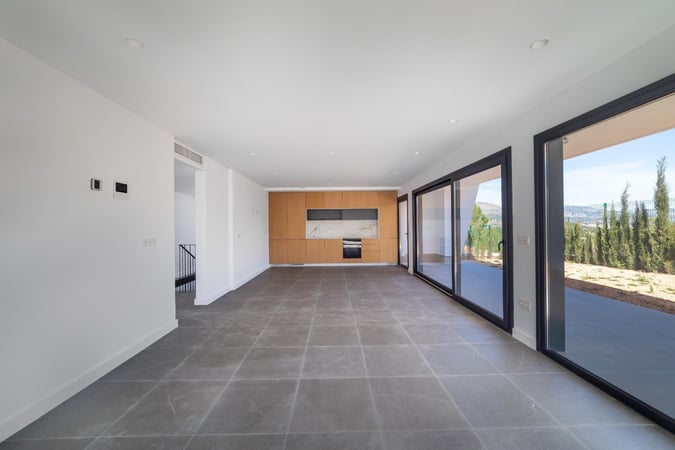 Villa in Polop - view 1