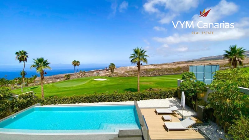 Villa in Adeje - view 1