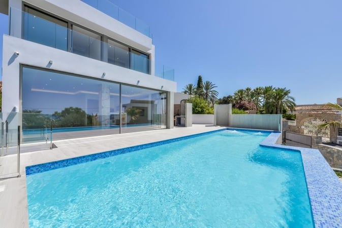 Villa in Calp - view 1