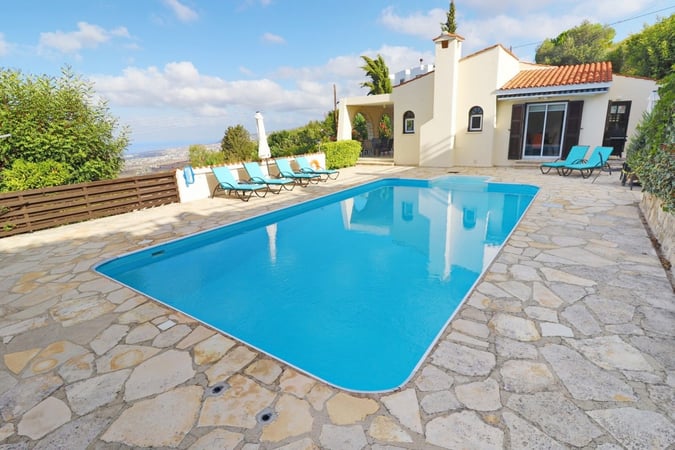 House in Tala - view 1