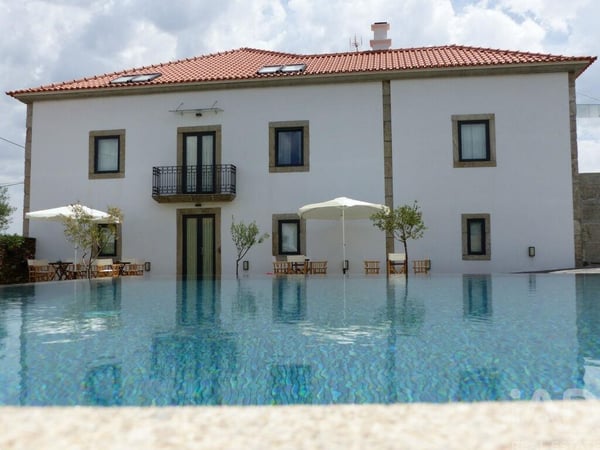 House in Figueira de Castelo Rodrigo - view 1