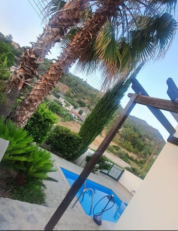 House in Apsiou - view 1