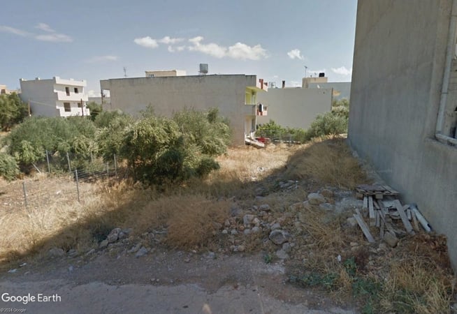 House in Agios Nikolaos - view 1