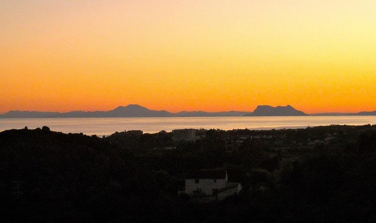 Land in Estepona - view 1