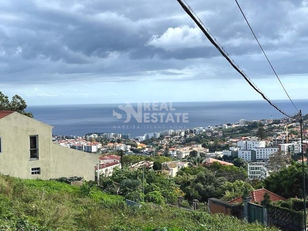 Land in Funchal - view 1