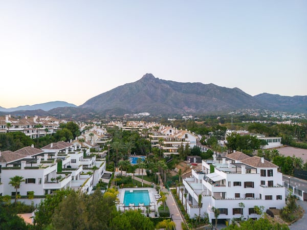 Apartment in Marbella - view 1