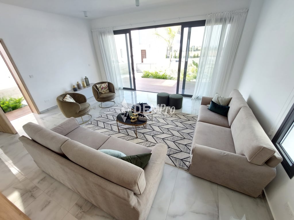 Villa in Chlorakas - Image 3