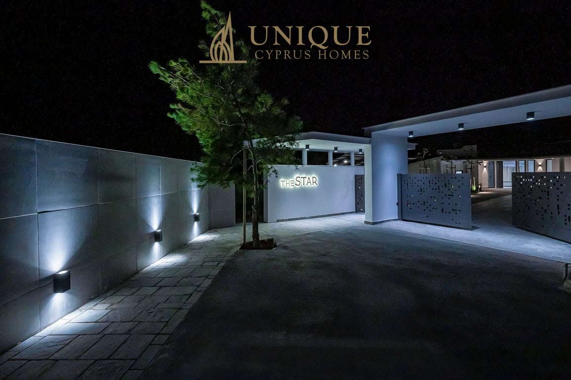 House in Kissonerga - Image 5