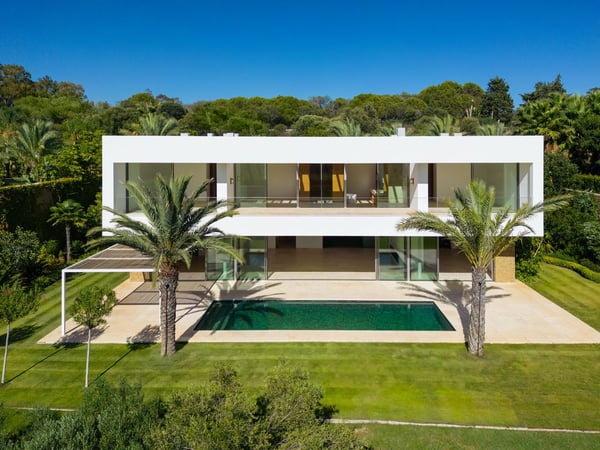 Villa in Casares - view 1