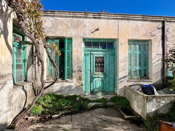 House in Limnes - view 1