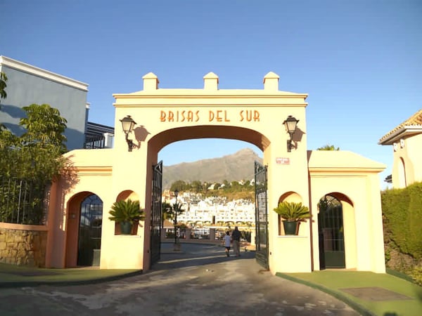 House in Nueva Andalucia - view 1