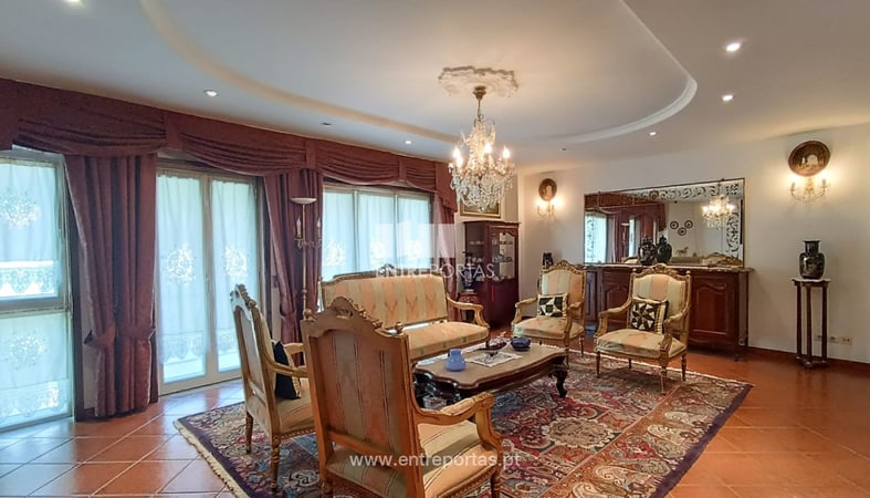 House in Povoa de Varzim - view 1