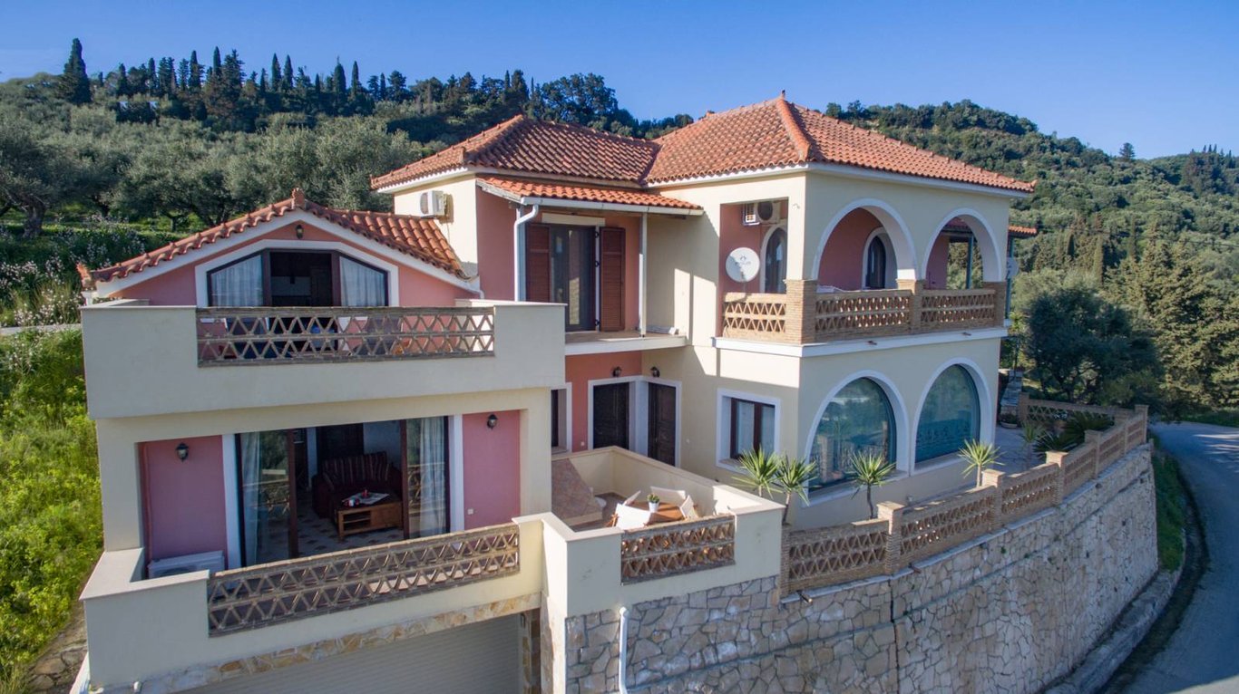 Villa in Kato Yerakarion - Image 2