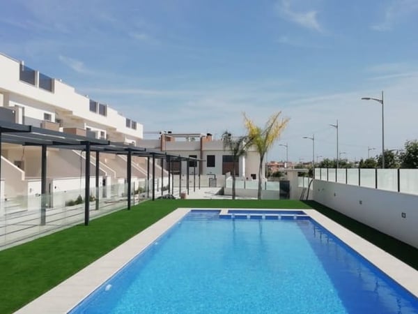 Apartment in Alicante - view 1