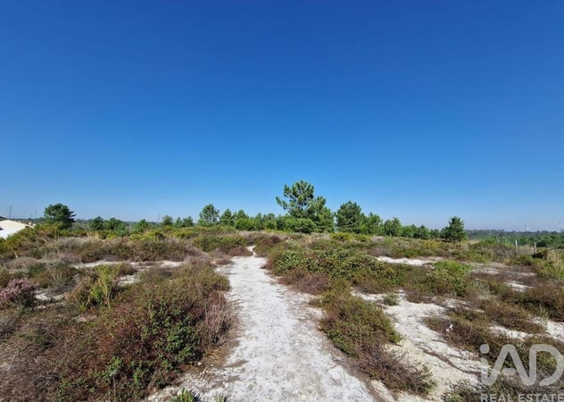 Land in Fernao Ferro - view 1
