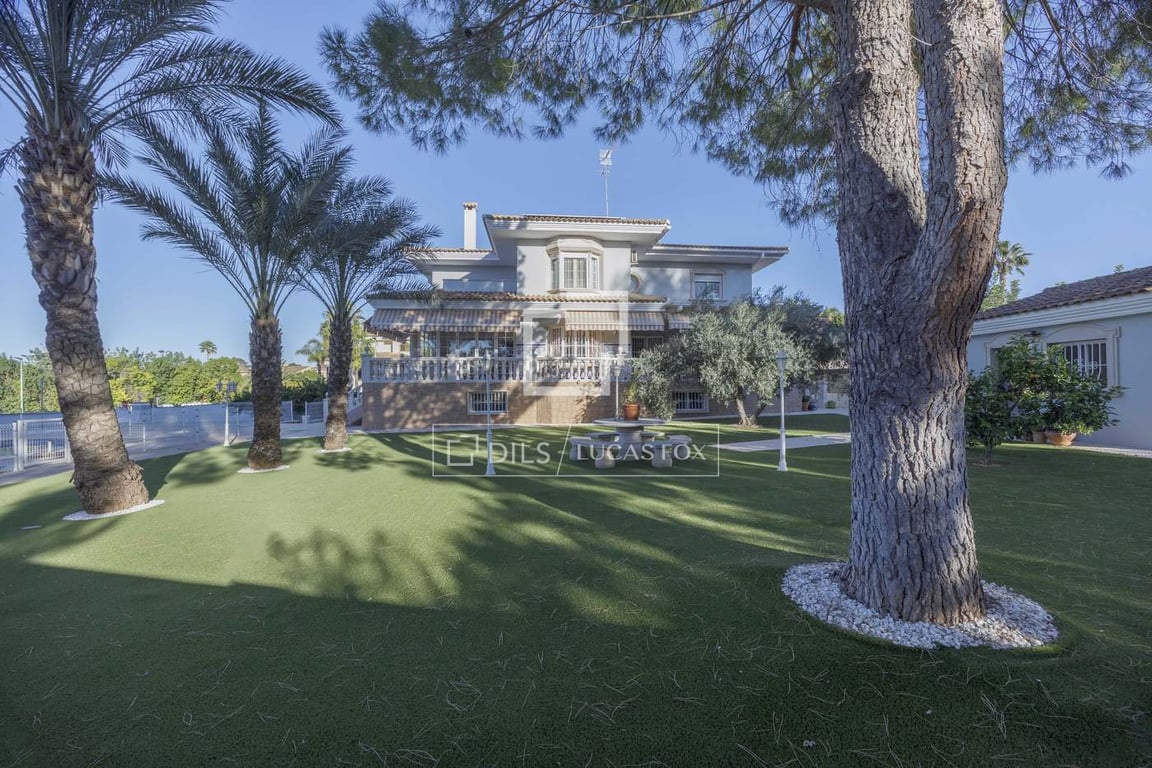 House in Ribarroja del Turia