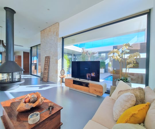 Villa in Torre del Rame - view 1