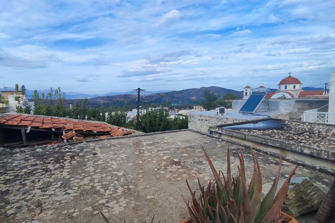 House in Kavousi - view 1