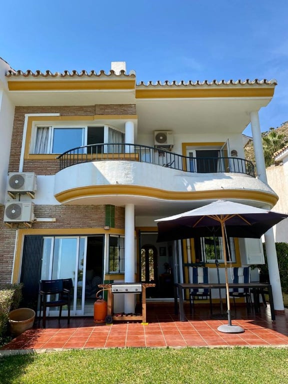 House in Mijas Costa - Image 2