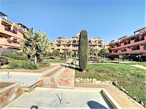 Apartment in Estepona - view 1