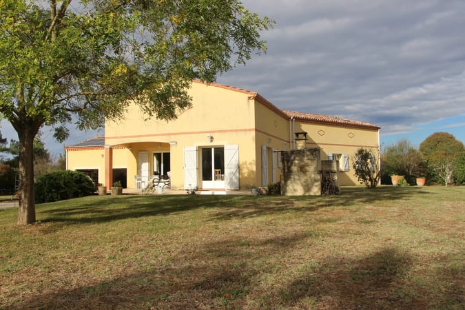House in Montauban - view 1