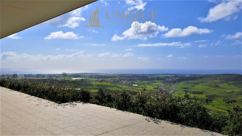 House in Agia Varvara - view 1