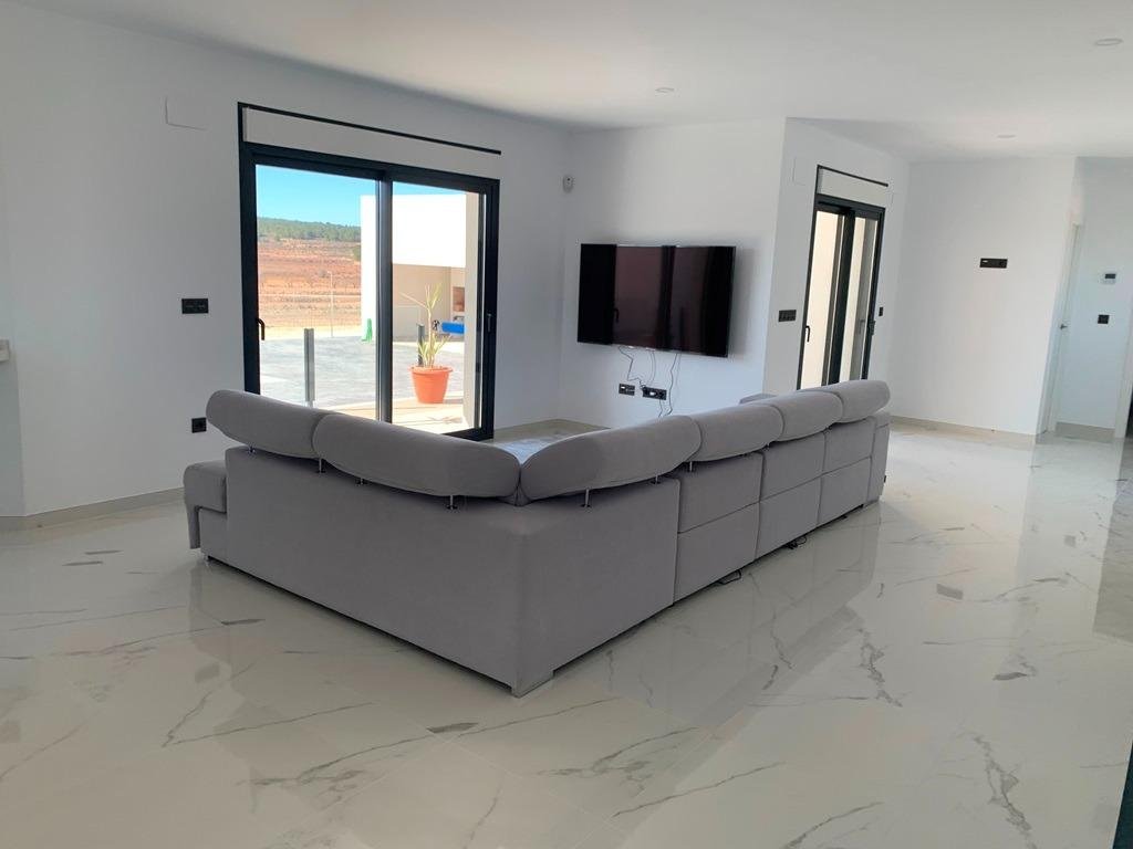 Villa in Pinoso - Image 3