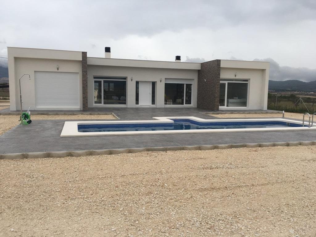 Villa in Pinoso - Image 3