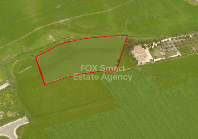 Land in Strovolos - view 1