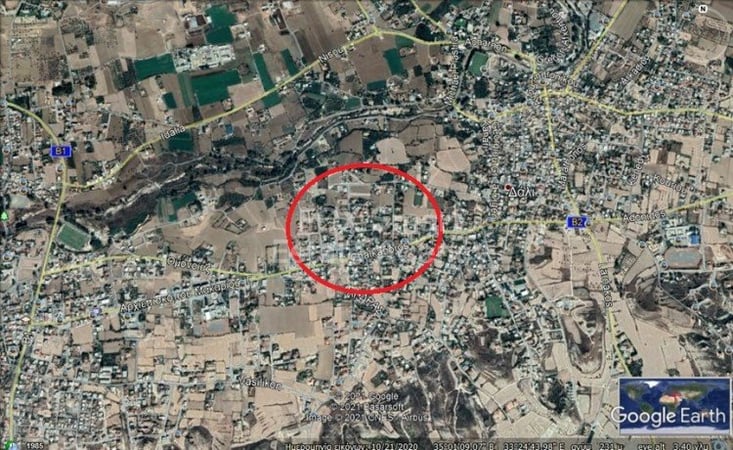 Land in Dali - view 1