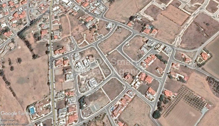 Land in Kiti - view 1