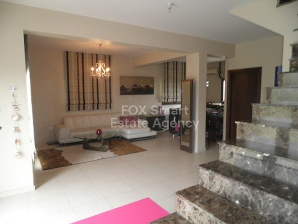 House in Nisou - view 1