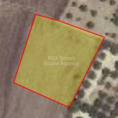 Land in Pera - view 1