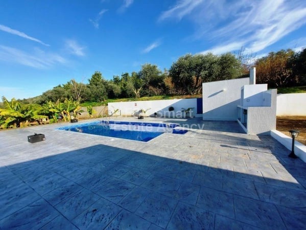 House in Nea Dimmata - view 1