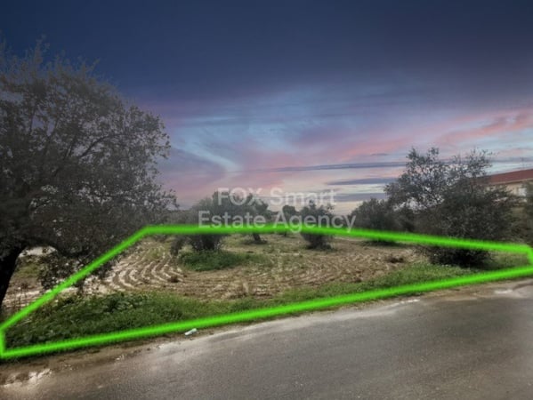 Land in Agia Varvara Lefkosias - view 1