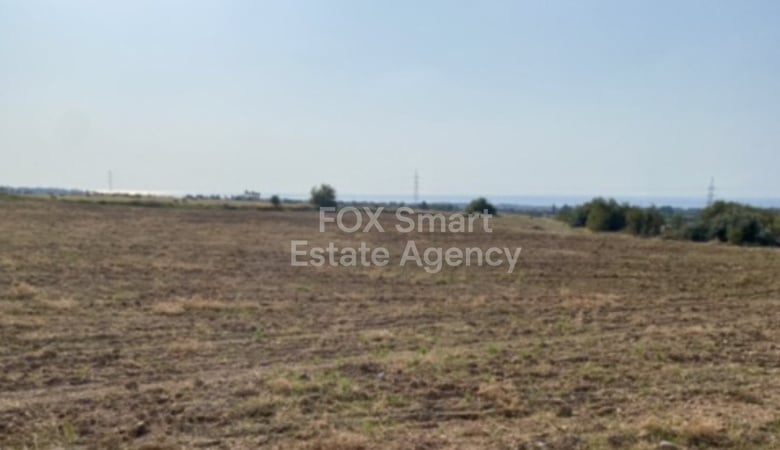 Land in Anarita - view 1