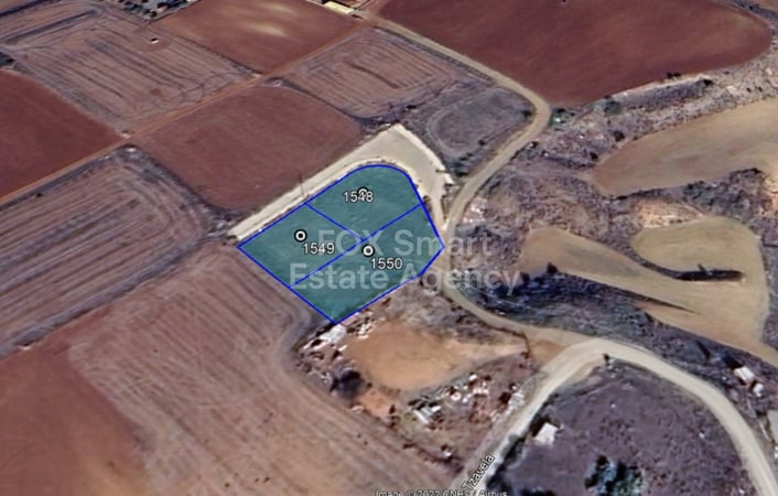 Land in Tseri - view 1