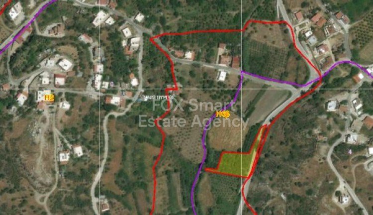 Land in Kato Pyrgos - view 1