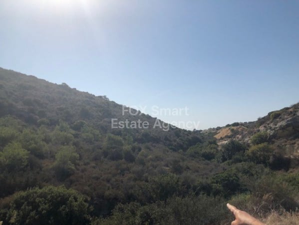 Land in Agios Tychon - view 1