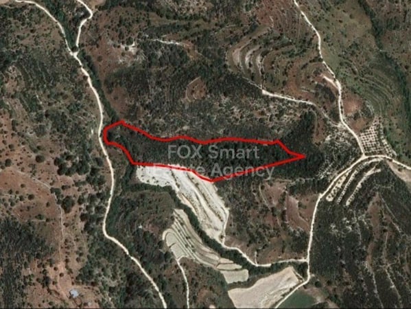 Land in Mousere - view 1